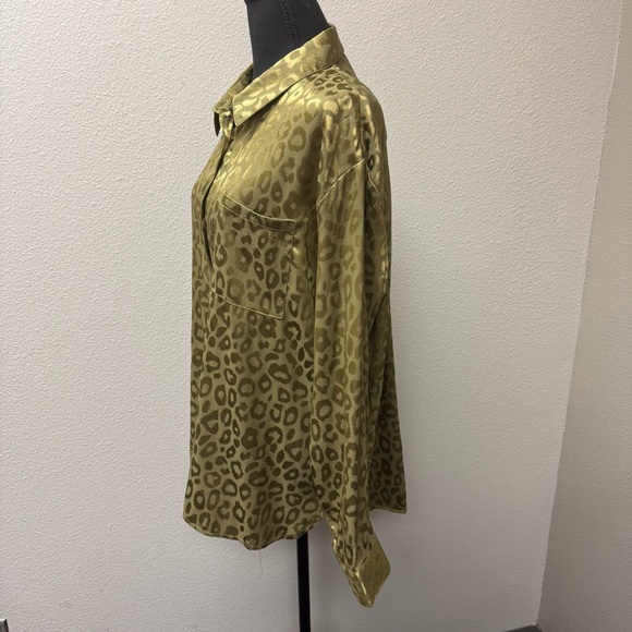 Umgee Army Green Leopard Satin Blouse Button Front Chic Top Large Trendy - Picture 4 of 9